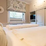 Haus Sonnentraum Whg 1 Eg 아파트